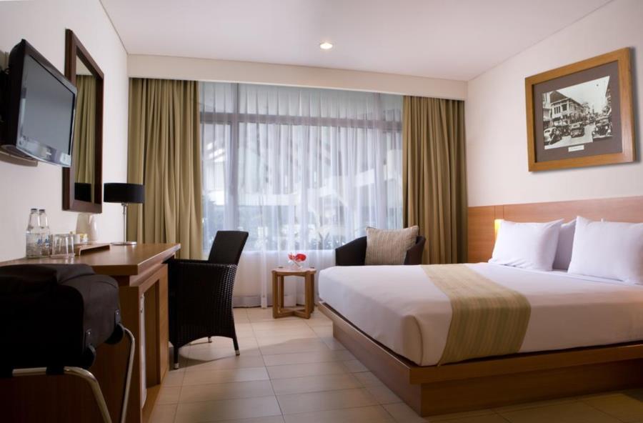 Hotel Santika Pasir Koja בנדונג מראה חיצוני תמונה